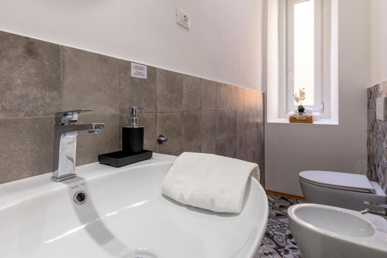 Lovely Guest-Room With Private Bathroom Trieste Dış mekan fotoğraf